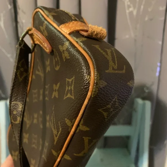 Louis Vuitton vintage Monogram Pochette Marly Bandouliere - Picture 6 of 16